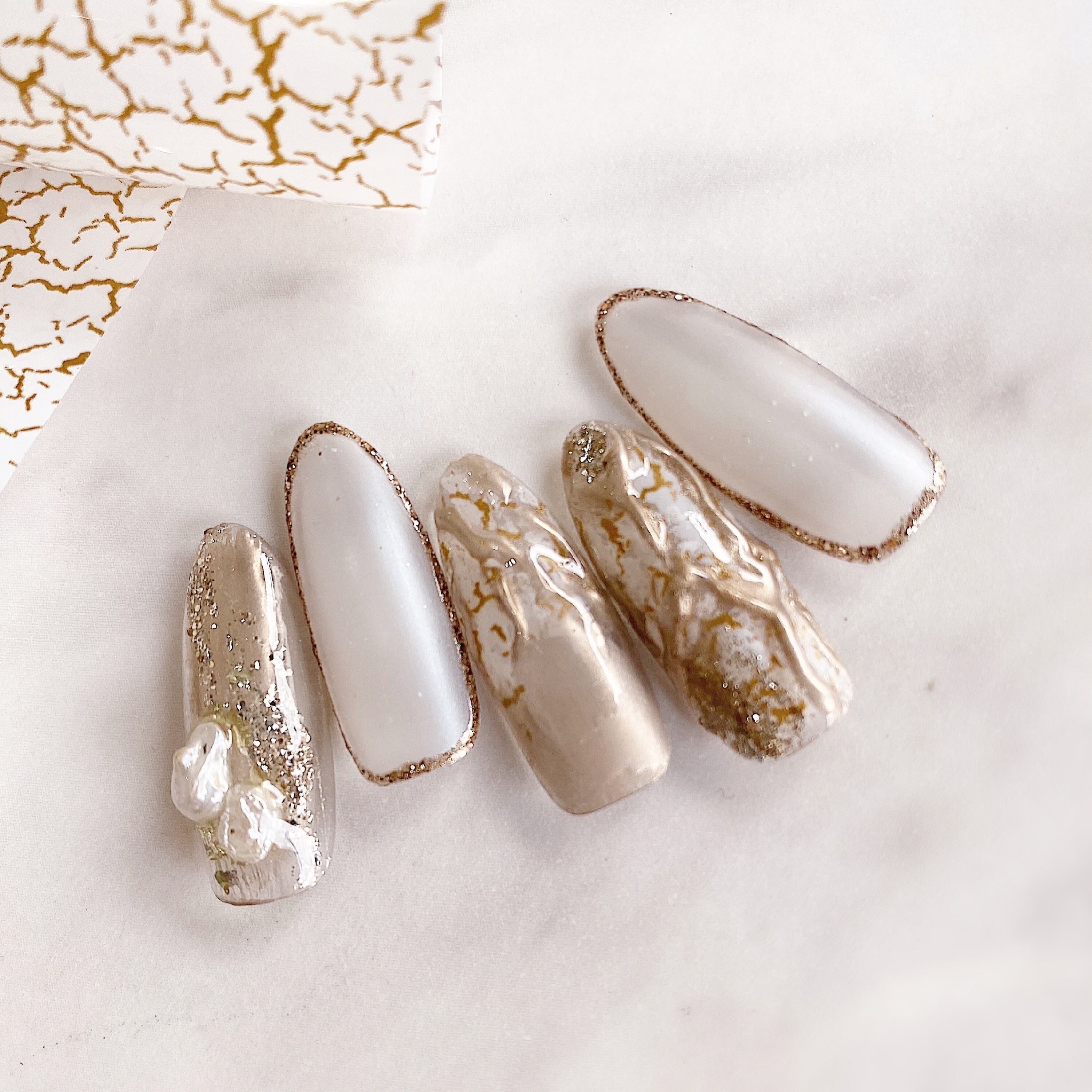 Atelier Novel - White Crack Foil F633