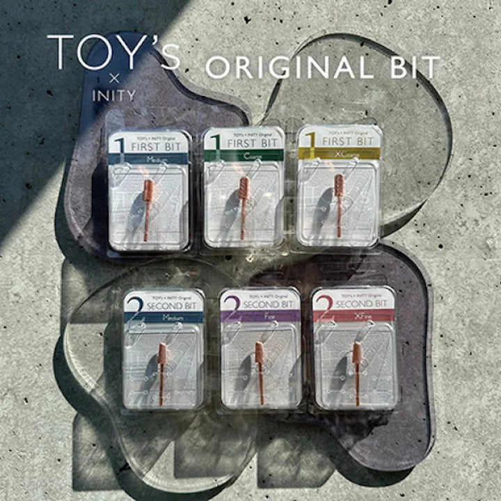 Toy’s x INITY - Bits (6 types)