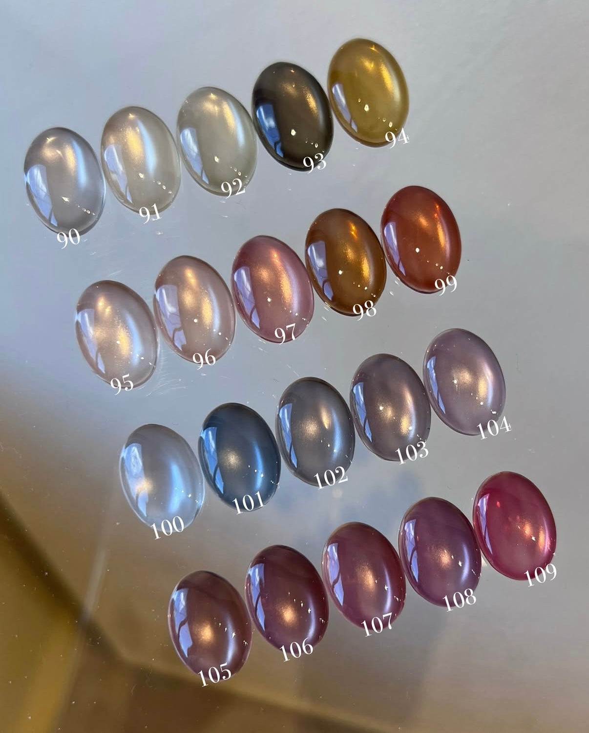 Enoi - Marron Mag mg90-109 (Individuals/Full set)