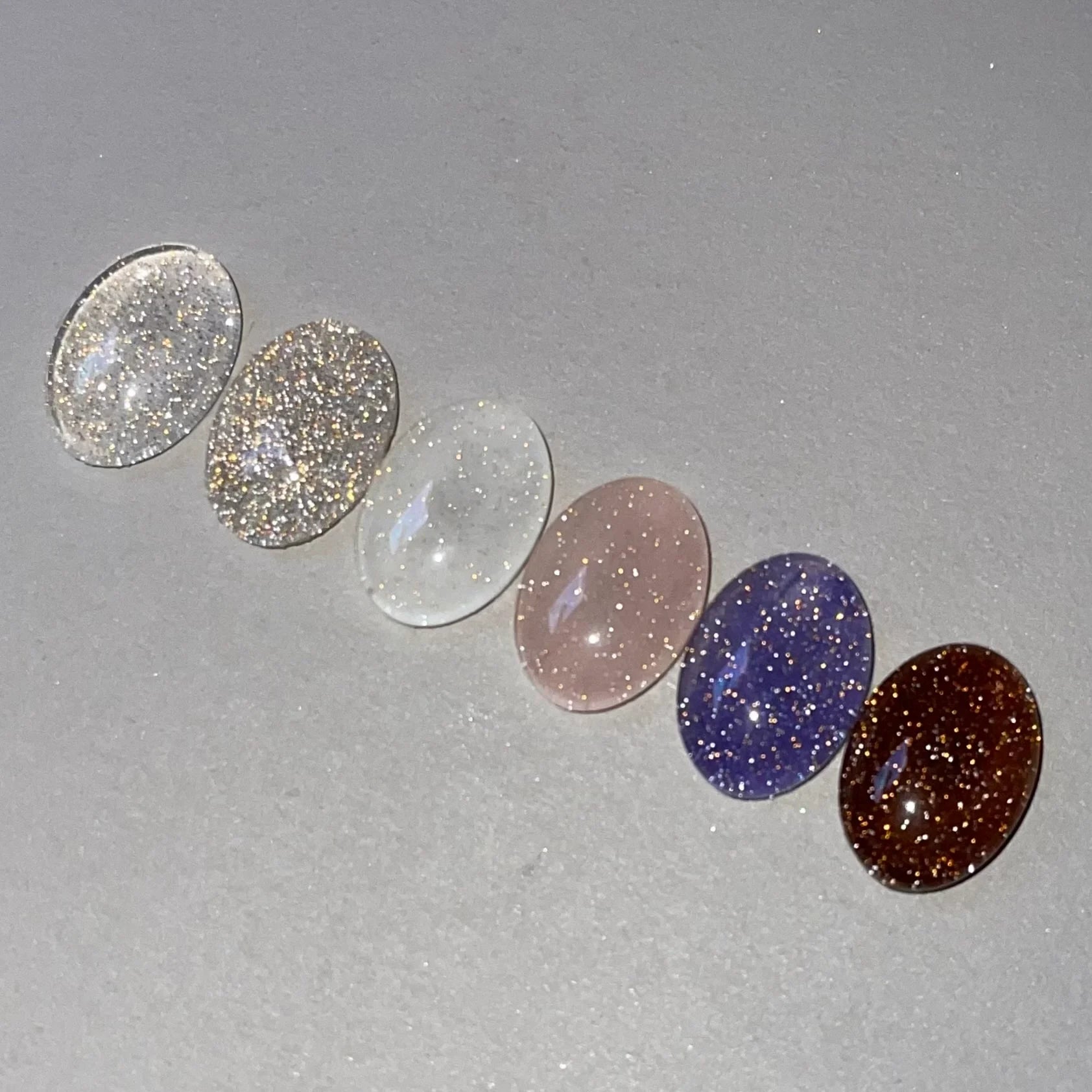 Ungu - Throb Glimmer Glitter