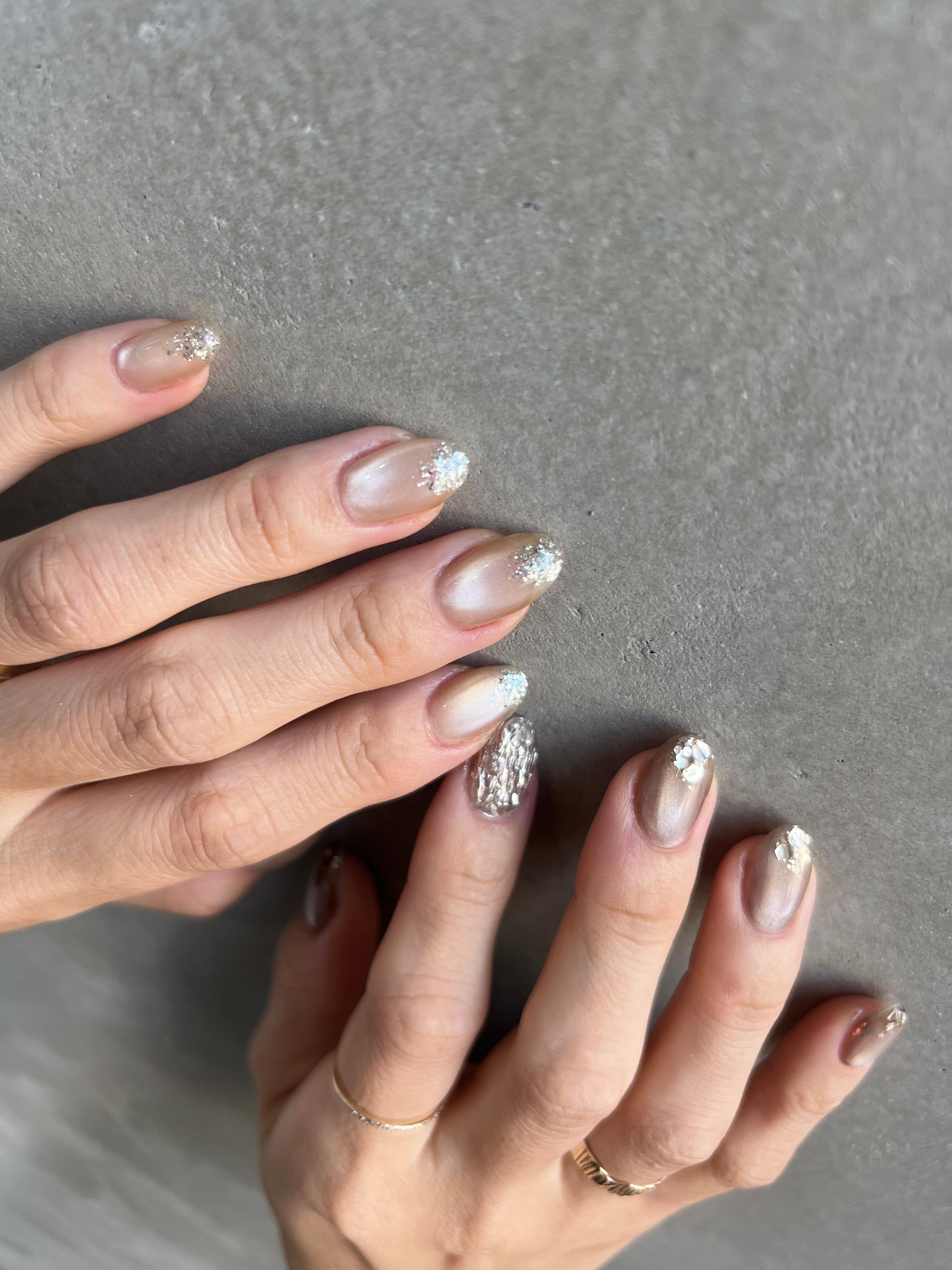 Atelier Novel - Velour Mag (6 colours)