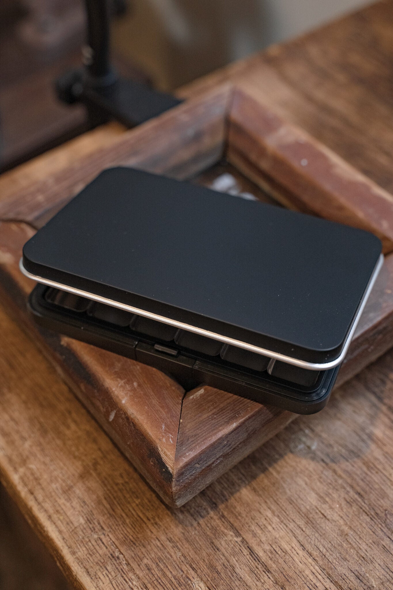 GINA - Gel Dispensing Box