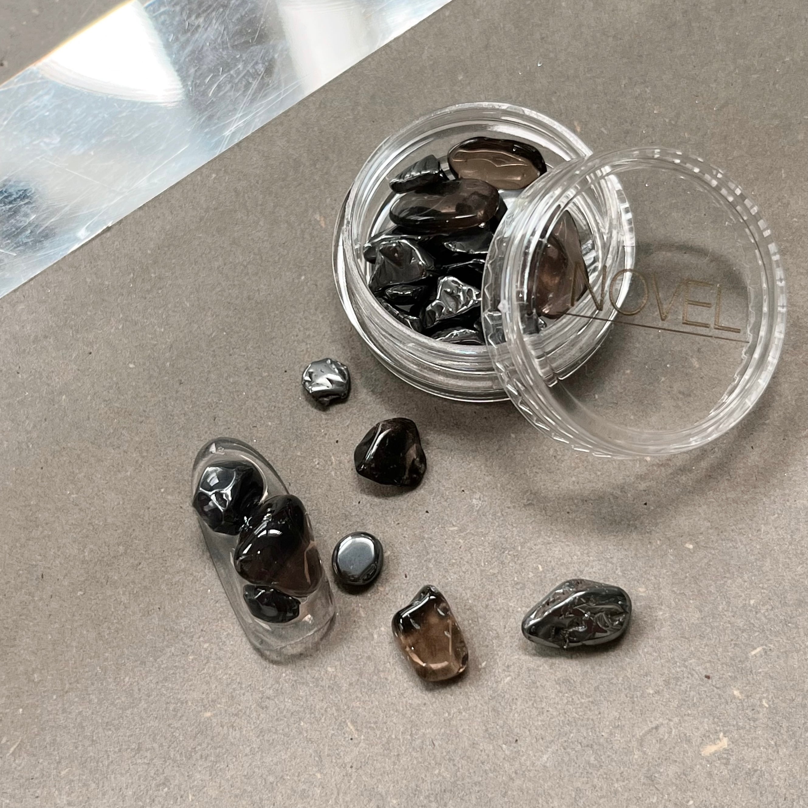 Atelier Novel - Chrome Stone Mix P837