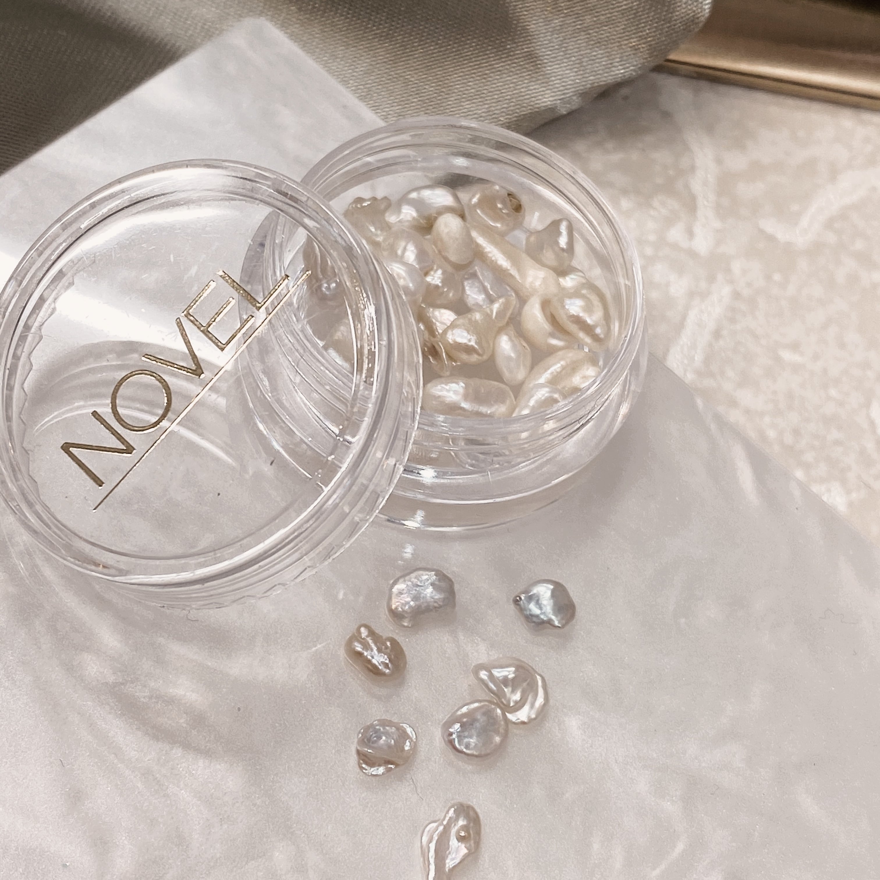 Atelier Novel - Baroque Petit Pearl P256