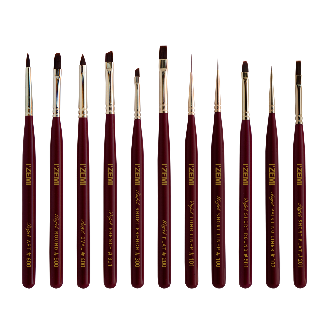 Izemi - Long Liner Brush #101