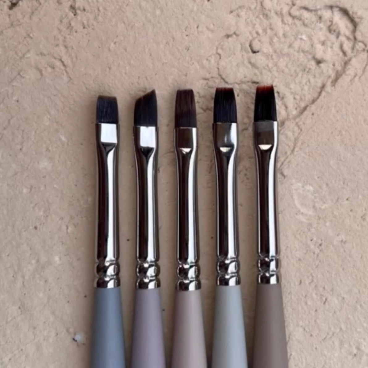 Enoi - Brush (Base/Colour/Top/French/Art)