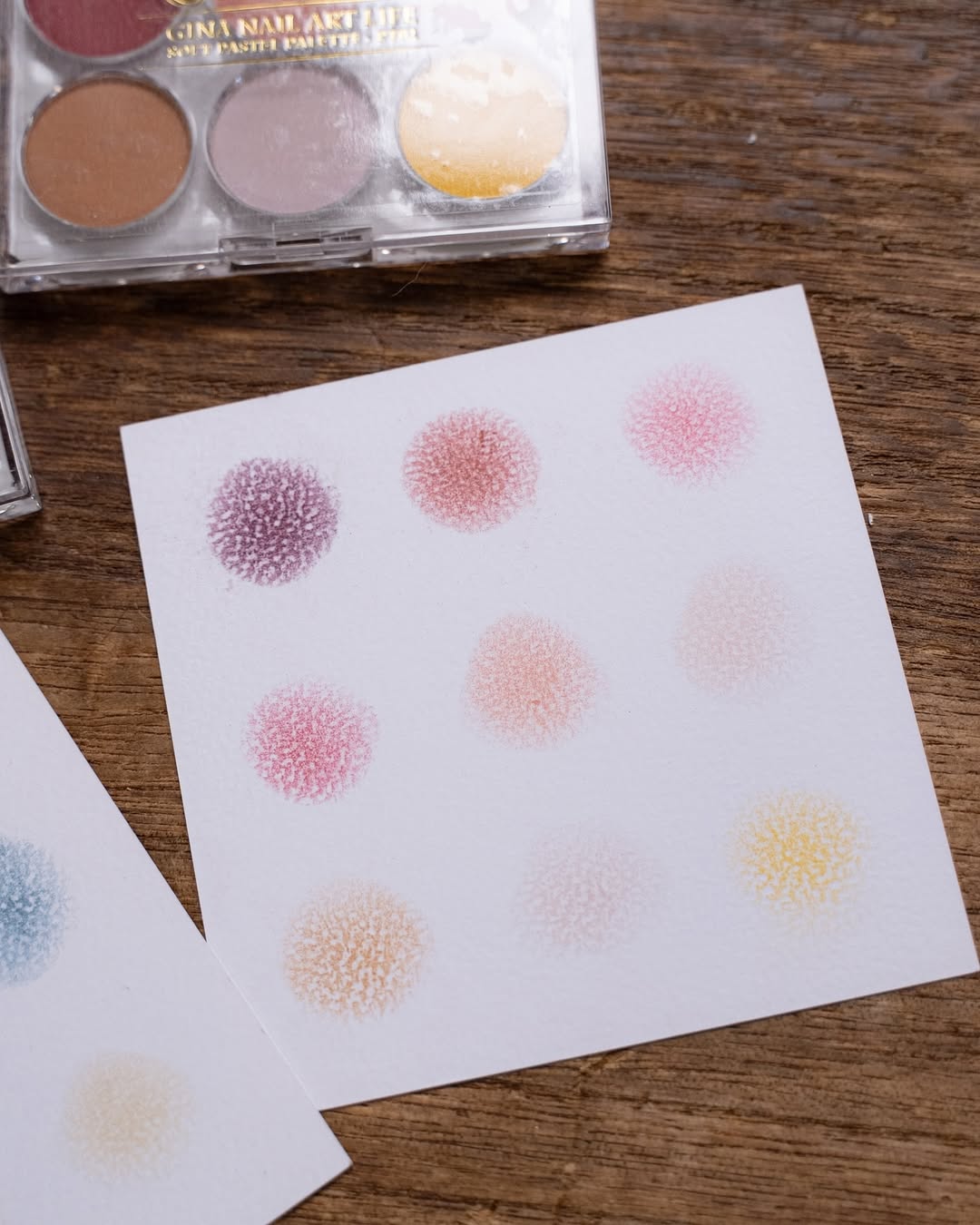 Gina - Pastel Palette (2 types)