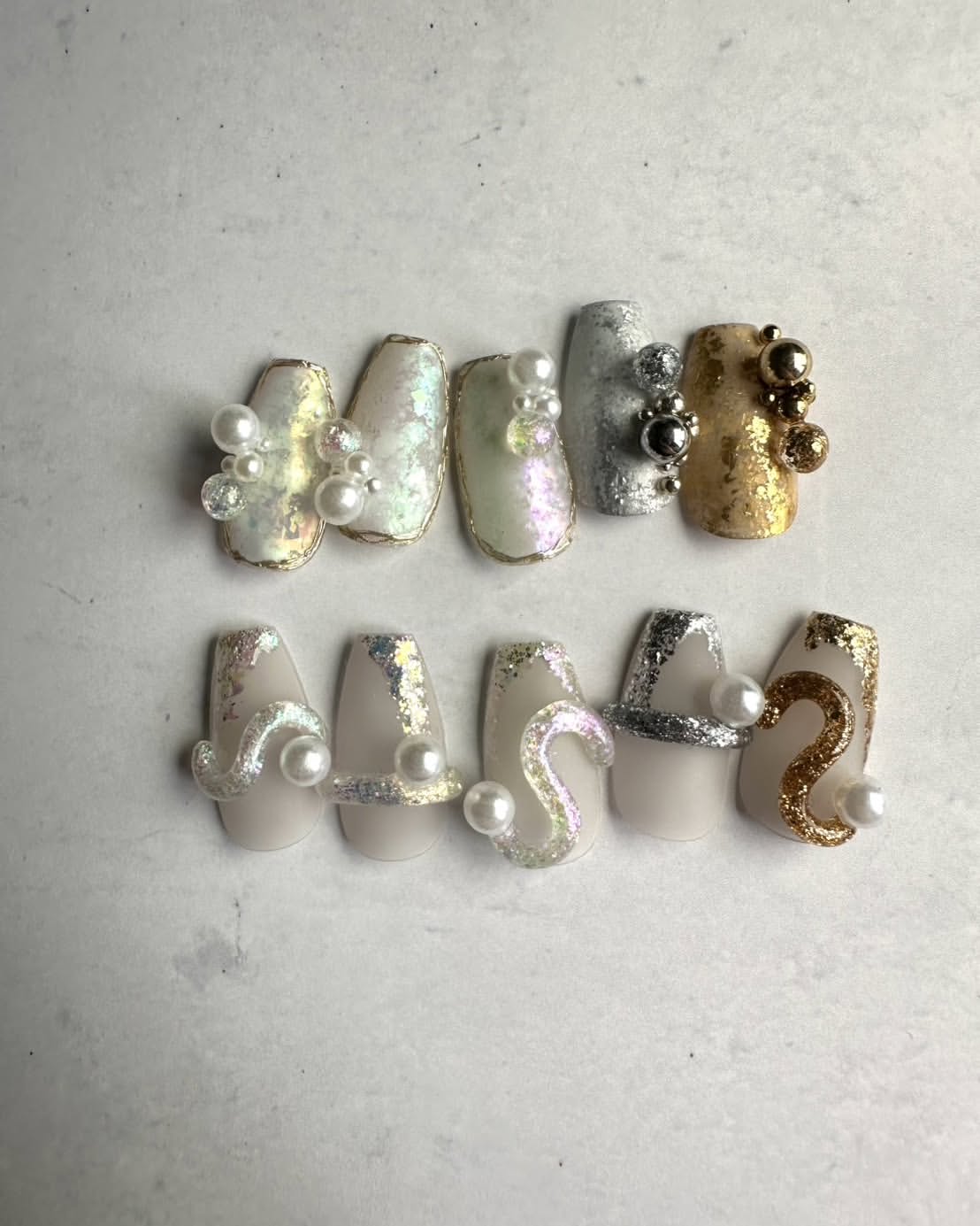 emena - Flakes (5 Colours)