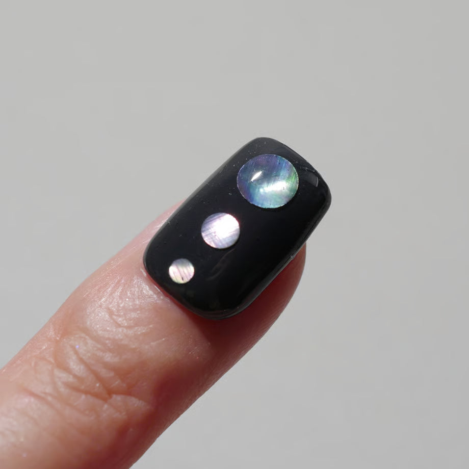 Ungu - WHITE ABALONE DOT