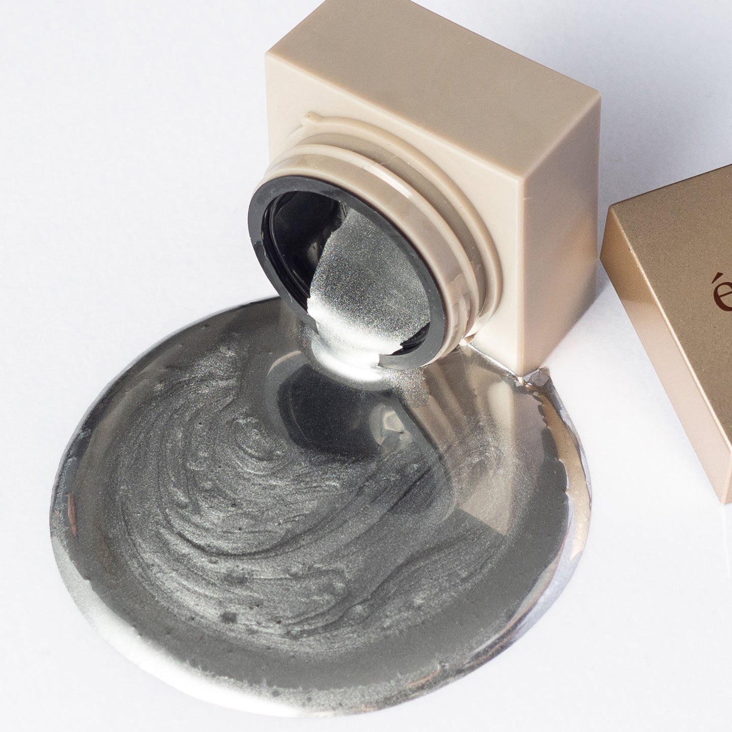 émena - Metallic Gel (3 types)