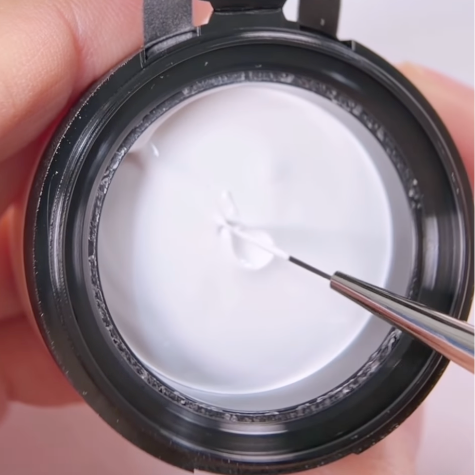 Mae Mode - White Liner Gel